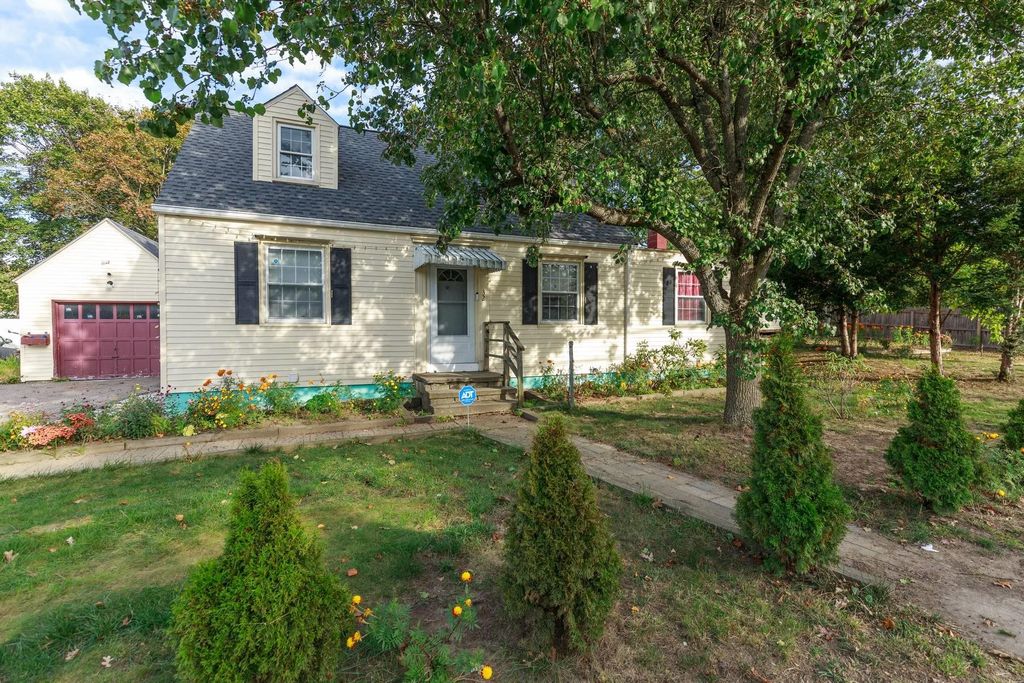 Photo of 32 EAST SIDE Drive, Concord, NH 03301 (MLS # 5065401)