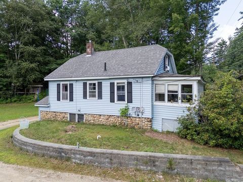 Photo of 38 Strafford Road, Rochester, NH 03867 (MLS # 5052286)