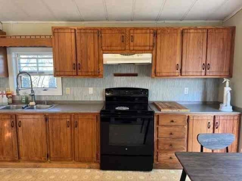 Photo of 33 Summit Drive, Jaffrey, NH 03452 (MLS # 5066081)