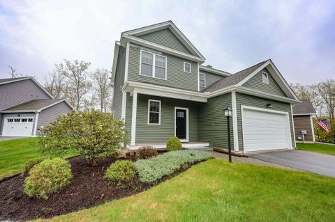Photo of 37 Redwood Way, Manchester, NH 03102 (MLS # 5088812)