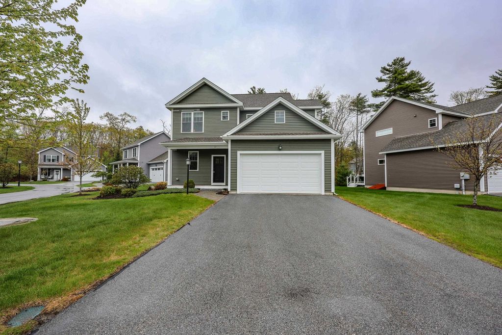 Photo of 37 Redwood Way, Manchester, NH 03102 (MLS # 5088812)