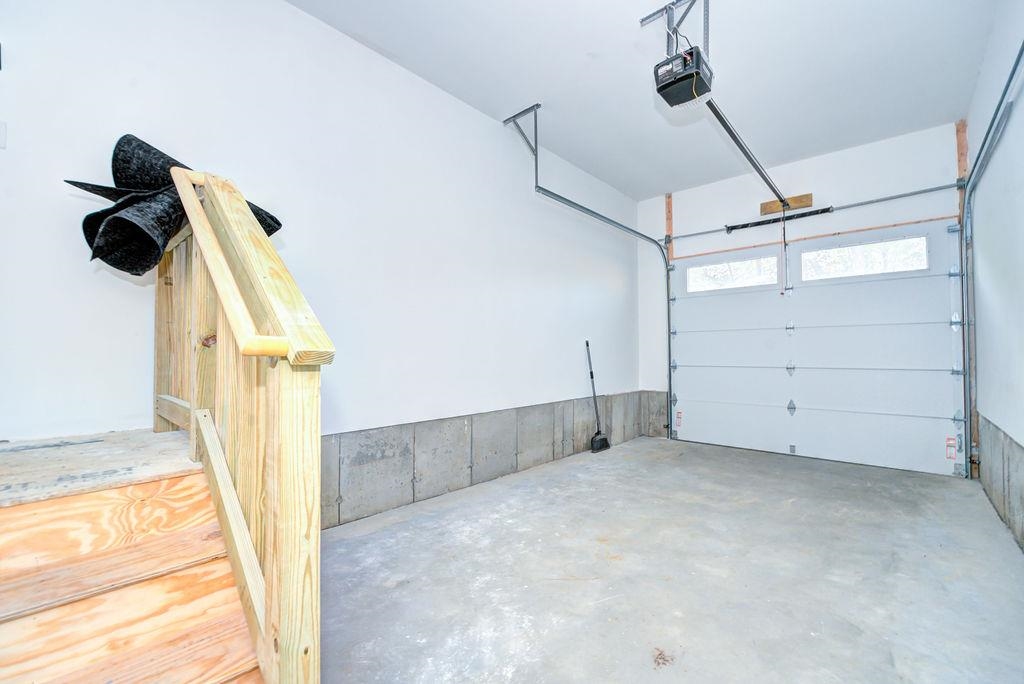 Hudson, New Hampshire 03051, United States, 3 Bedrooms Bedrooms, ,2 BathroomsBathrooms,Residential,Active,149418