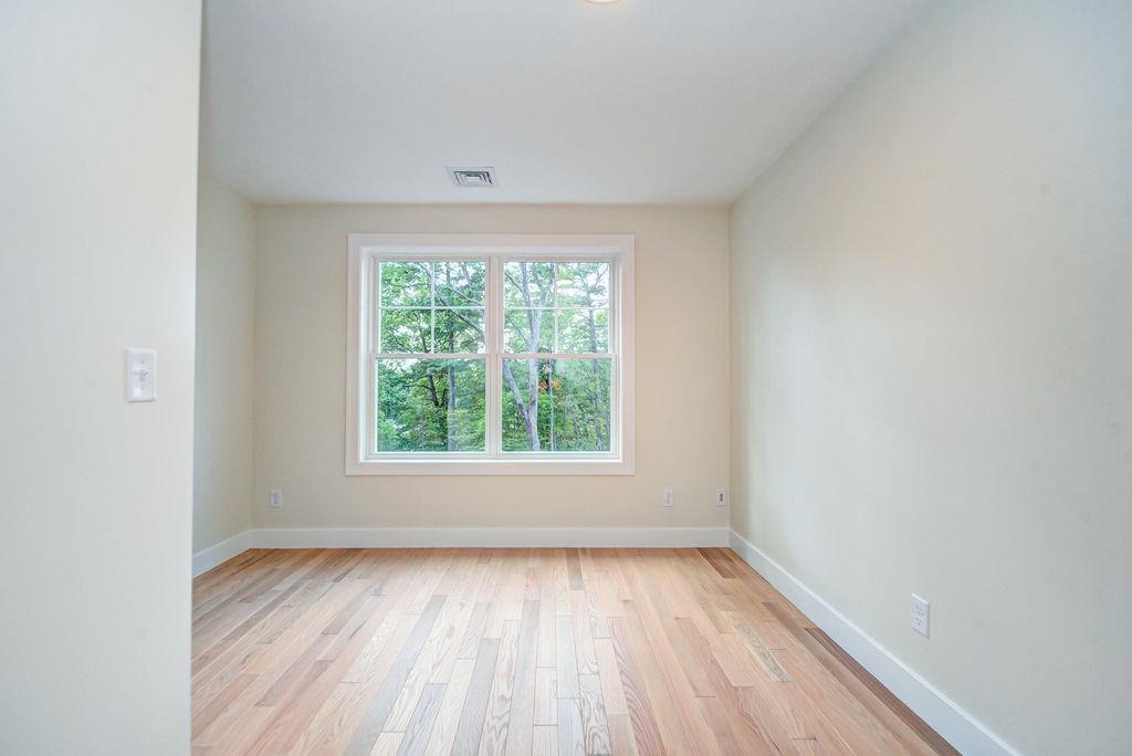 Hudson, New Hampshire 03051, United States, 3 Bedrooms Bedrooms, ,2 BathroomsBathrooms,Residential,Active,149418