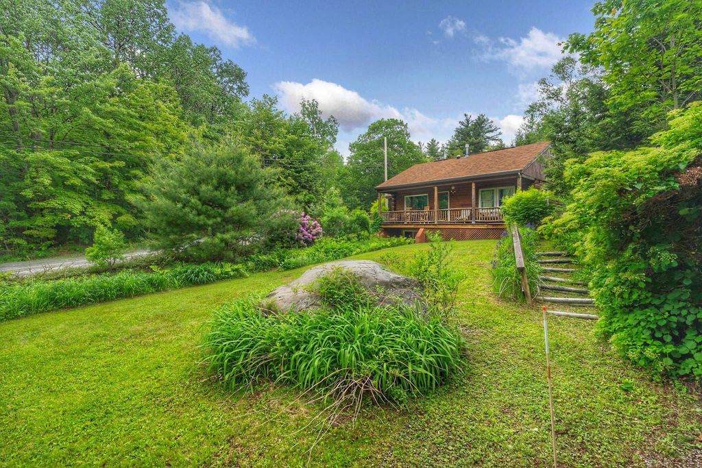 Photo of 38 New Province Road, Sunapee, NH 03782 (MLS # 5045850)