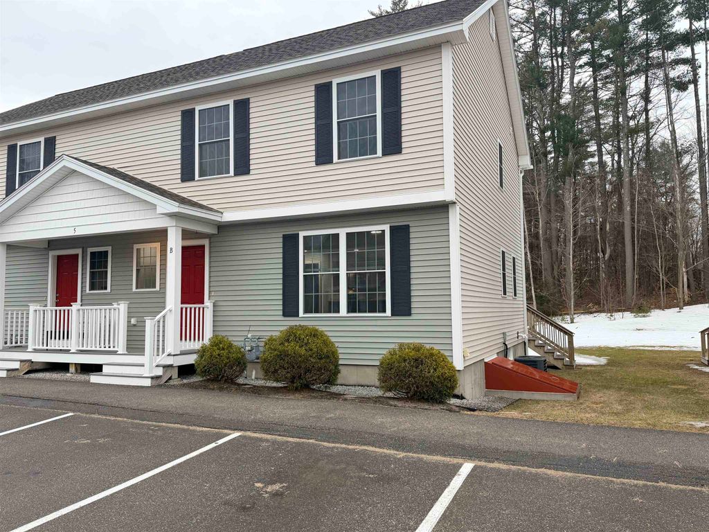 Photo of 5 Red Oak Way, Boscawen, NH 03303 (MLS # 5080195)