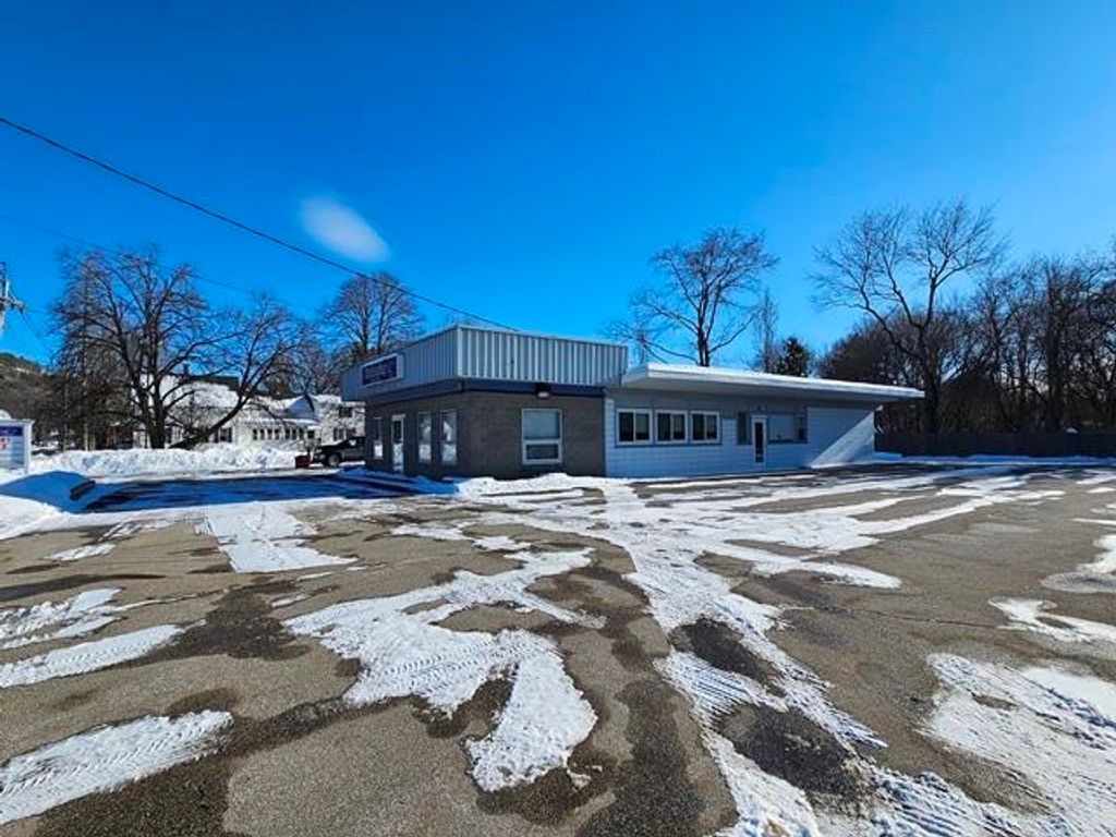 Photo of 233 Marlboro Street, Keene, NH 03431 (MLS # 5076727)