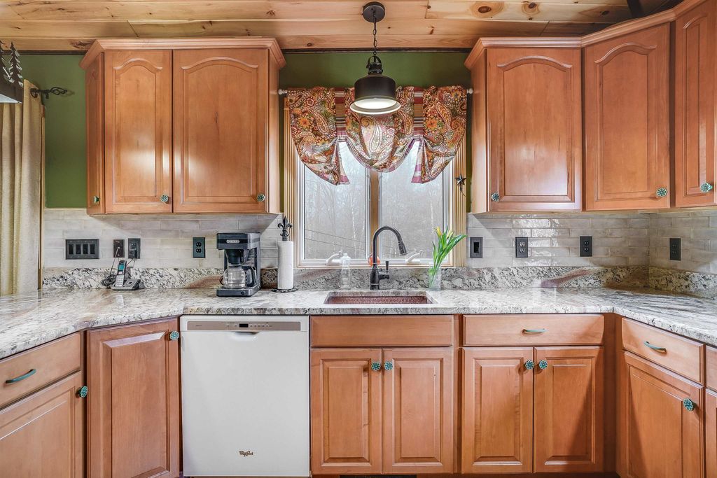 Photo of 9 Tervo Road, Rindge, NH 03461 (MLS # 5082415)