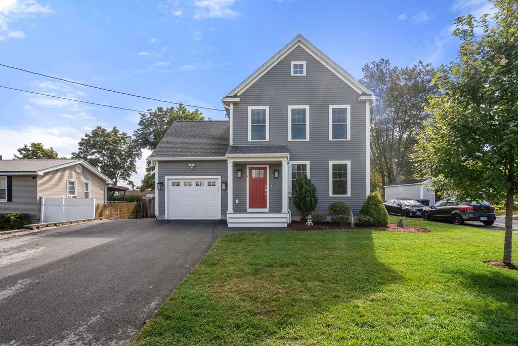 Photo of 4 Fox Street, Nashua, NH 03064 (MLS # 5063414)