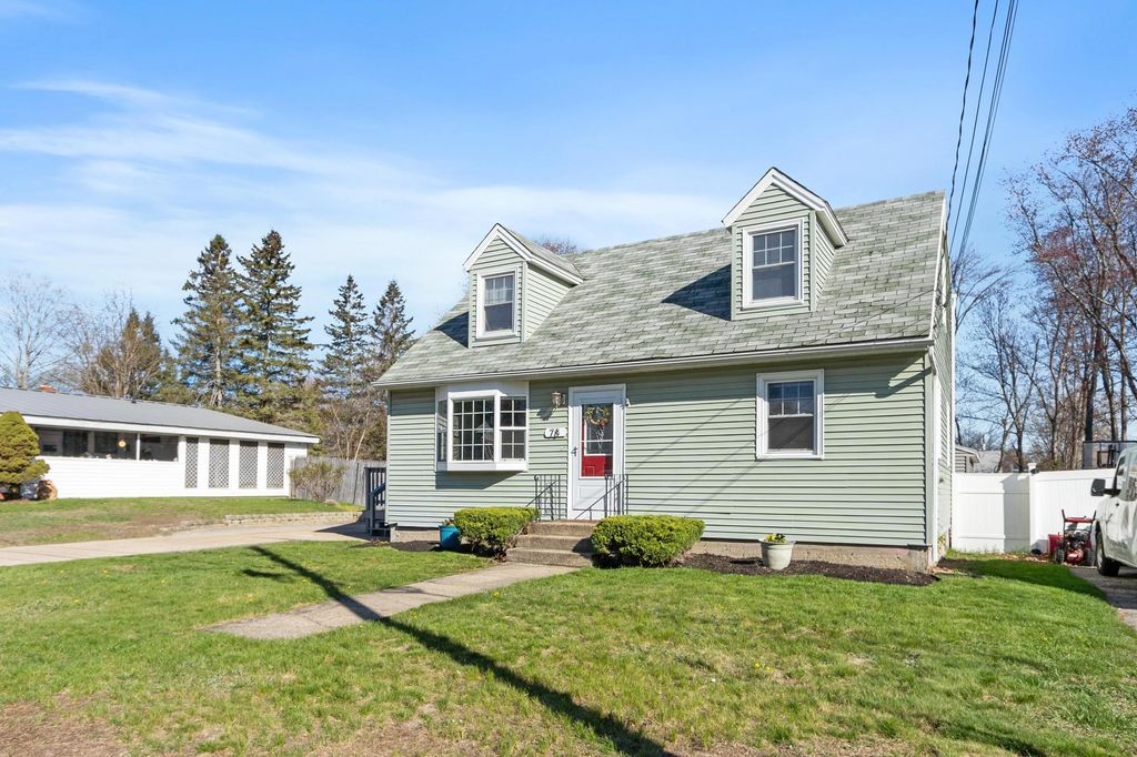 Photo of 78 Norcross Street, Manchester, NH 03109 (MLS # 5085926)