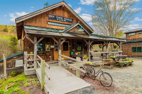 49 Vt Rt 12 Pomfret VT 05053