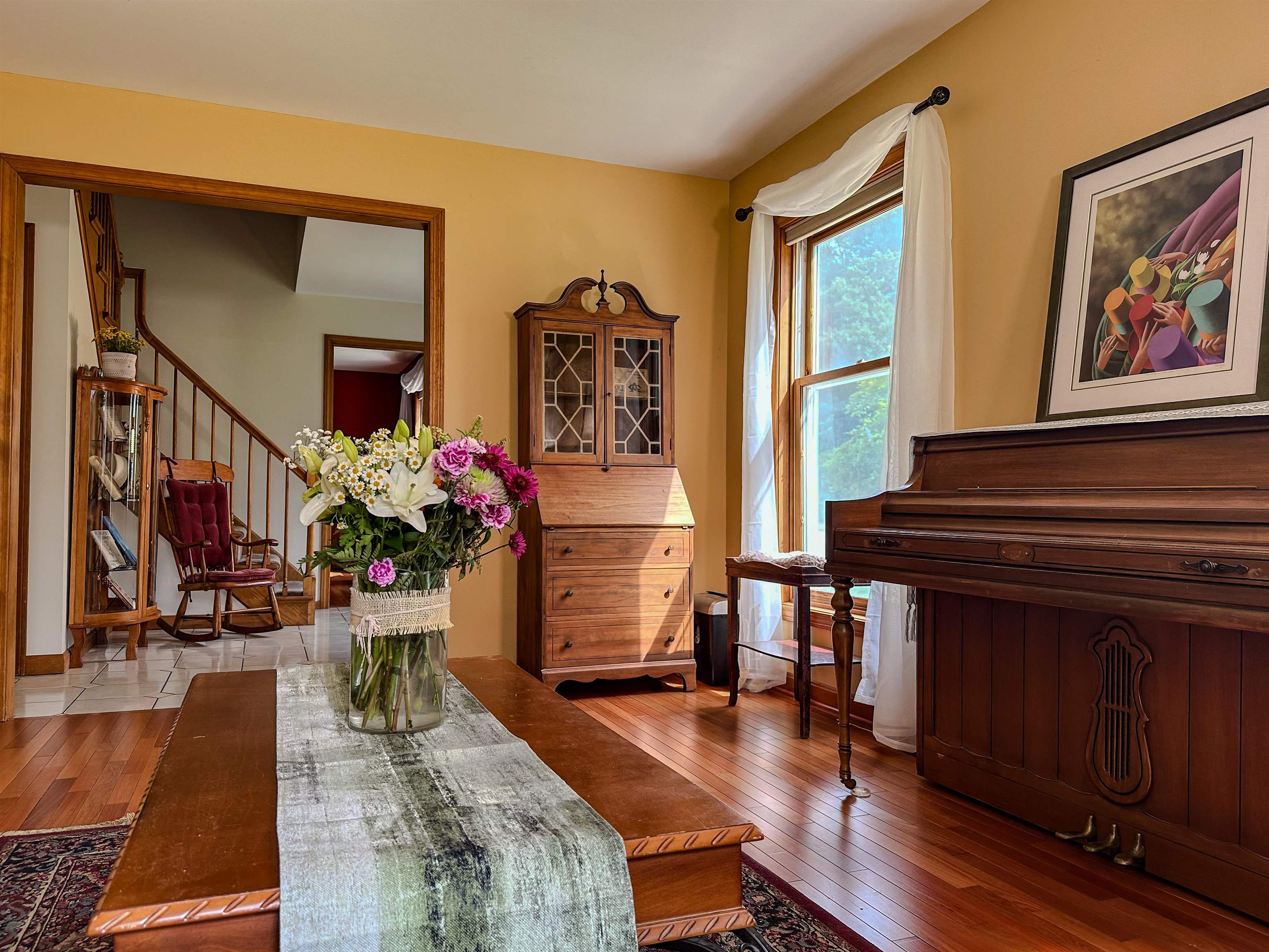 Colchester, Vermont 05446, United States, 4 Bedrooms Bedrooms, ,3 BathroomsBathrooms,Residential,Active,160041