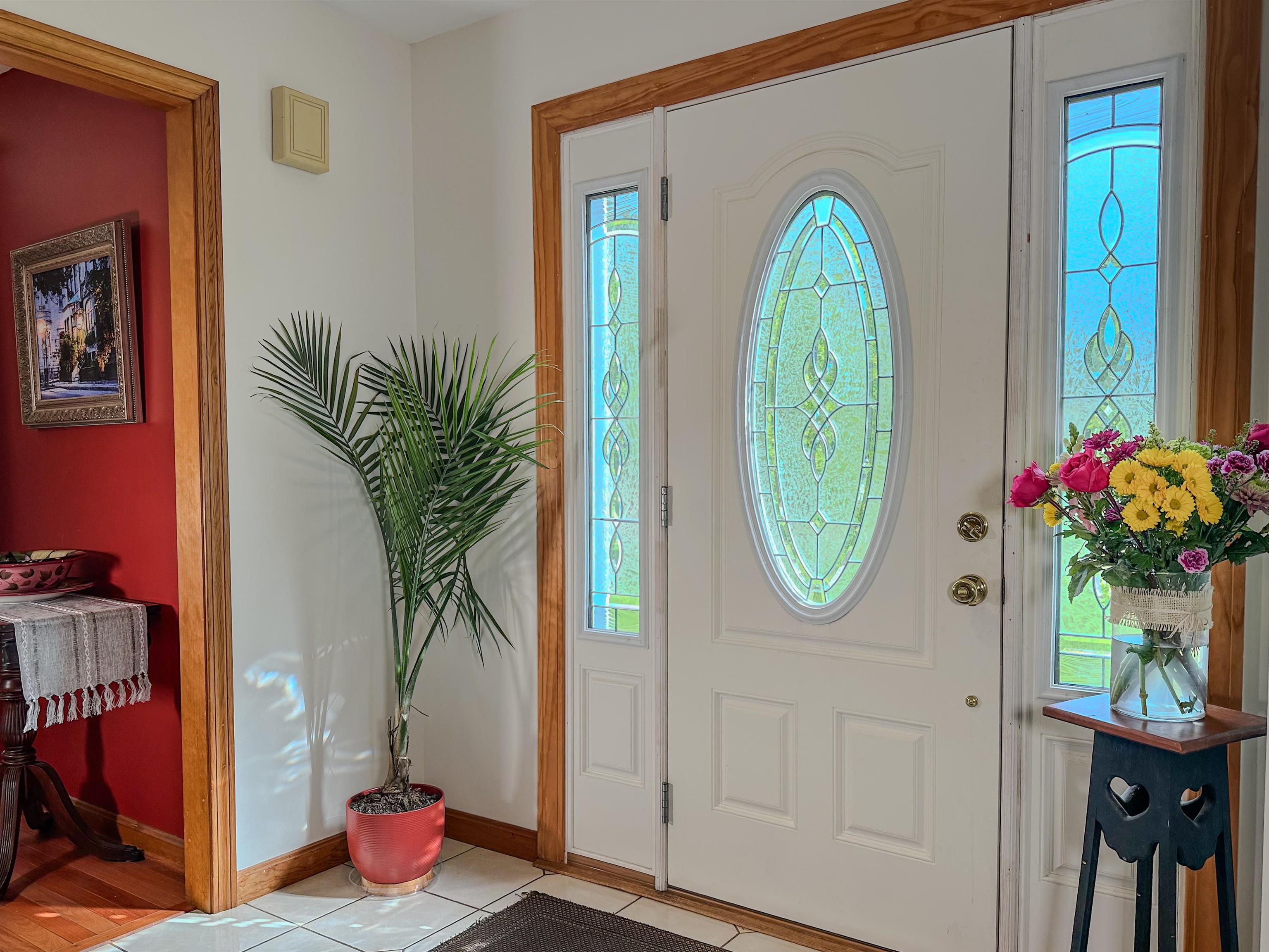 Colchester, Vermont 05446, United States, 4 Bedrooms Bedrooms, ,3 BathroomsBathrooms,Residential,Active,160041