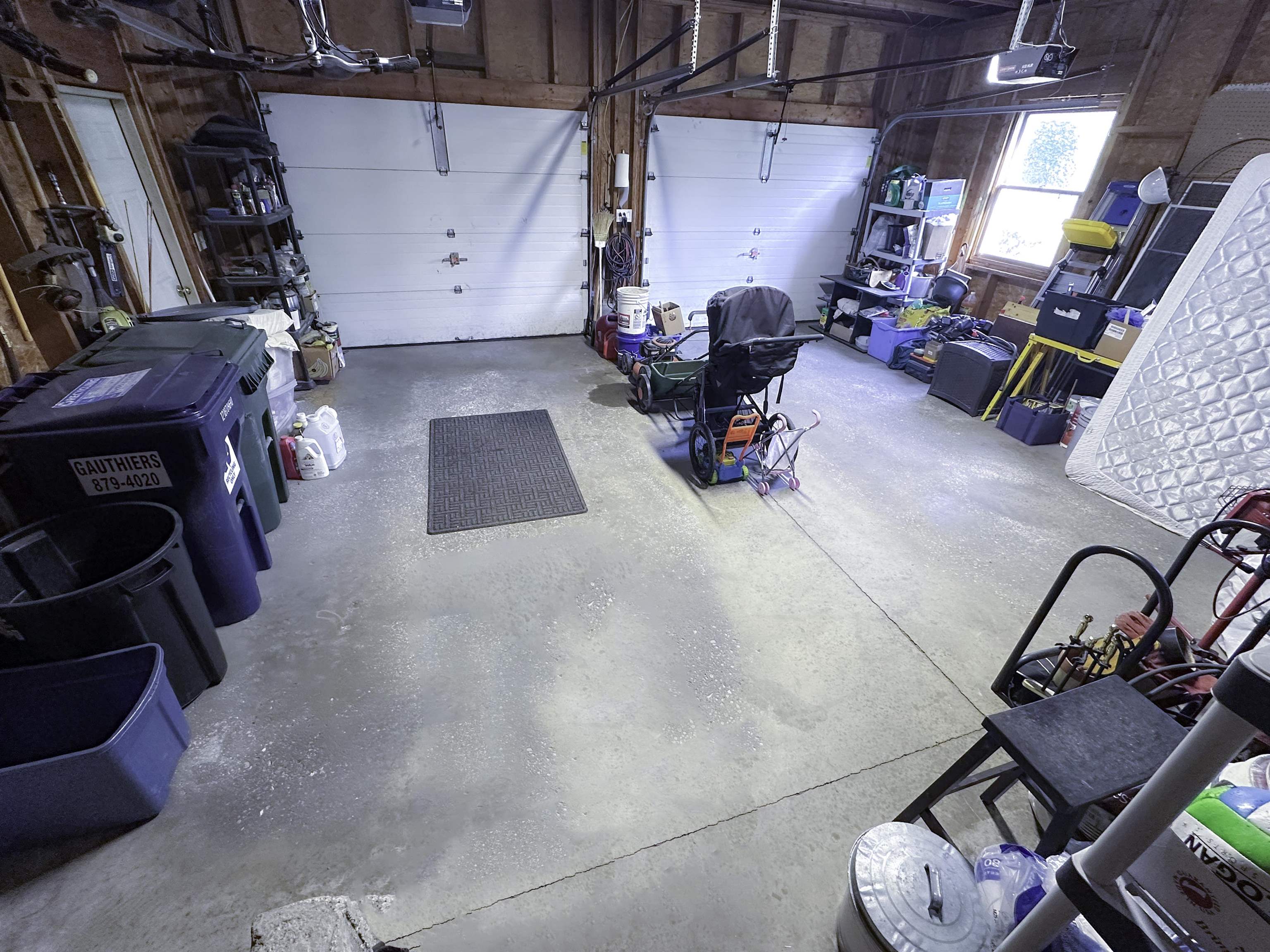 Colchester, Vermont 05446, United States, 4 Bedrooms Bedrooms, ,3 BathroomsBathrooms,Residential,Active,160041