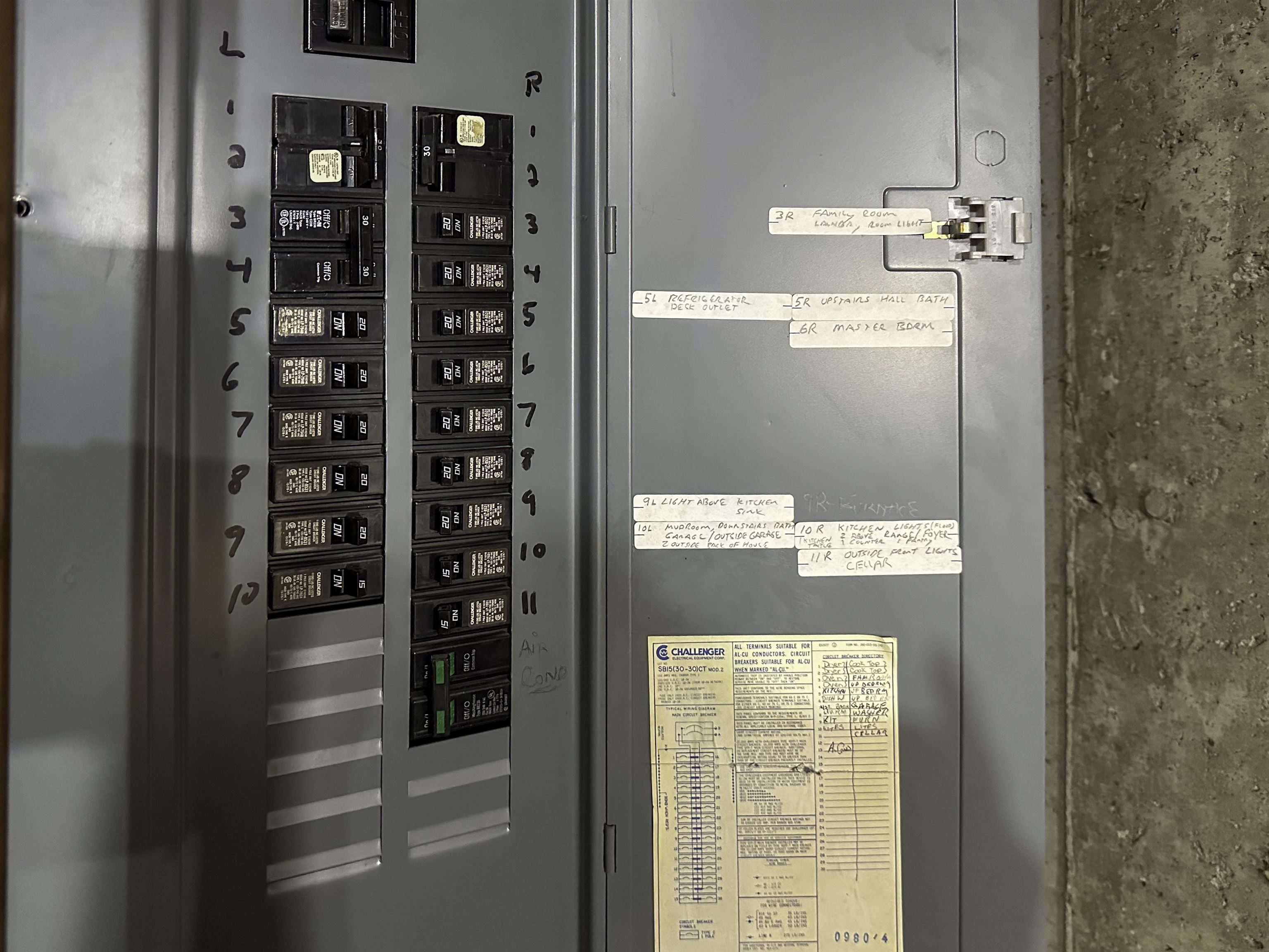 Colchester, Vermont 05446, United States, 4 Bedrooms Bedrooms, ,3 BathroomsBathrooms,Residential,Active,160041