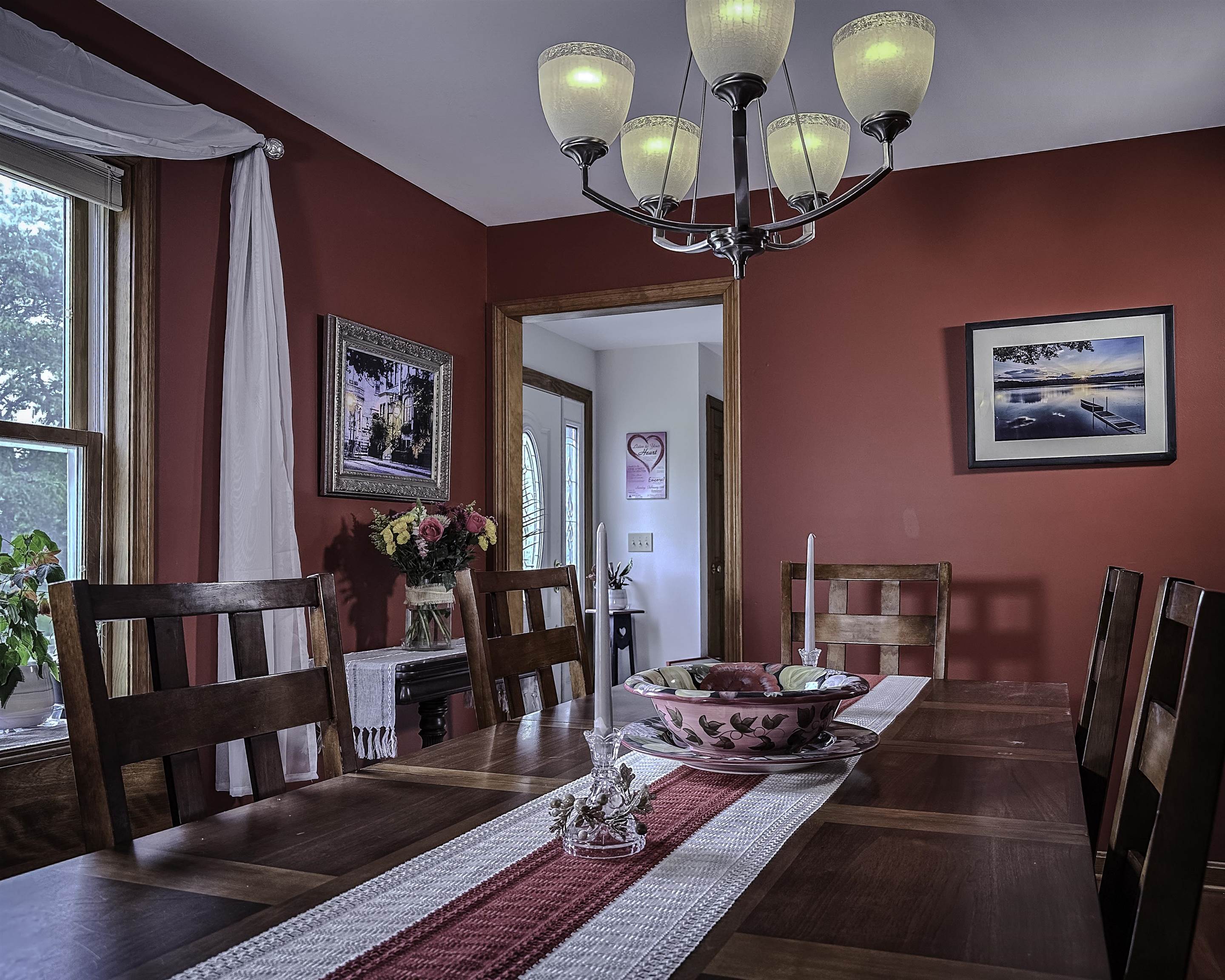 Colchester, Vermont 05446, United States, 4 Bedrooms Bedrooms, ,3 BathroomsBathrooms,Residential,Active,160041