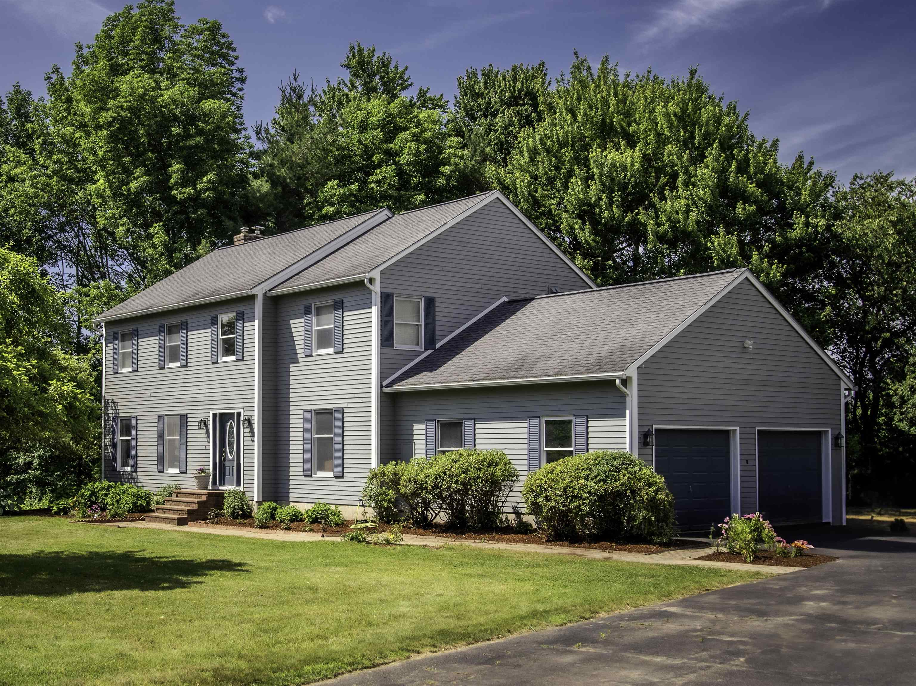 Colchester, Vermont 05446, United States, 4 Bedrooms Bedrooms, ,3 BathroomsBathrooms,Residential,Active,160041