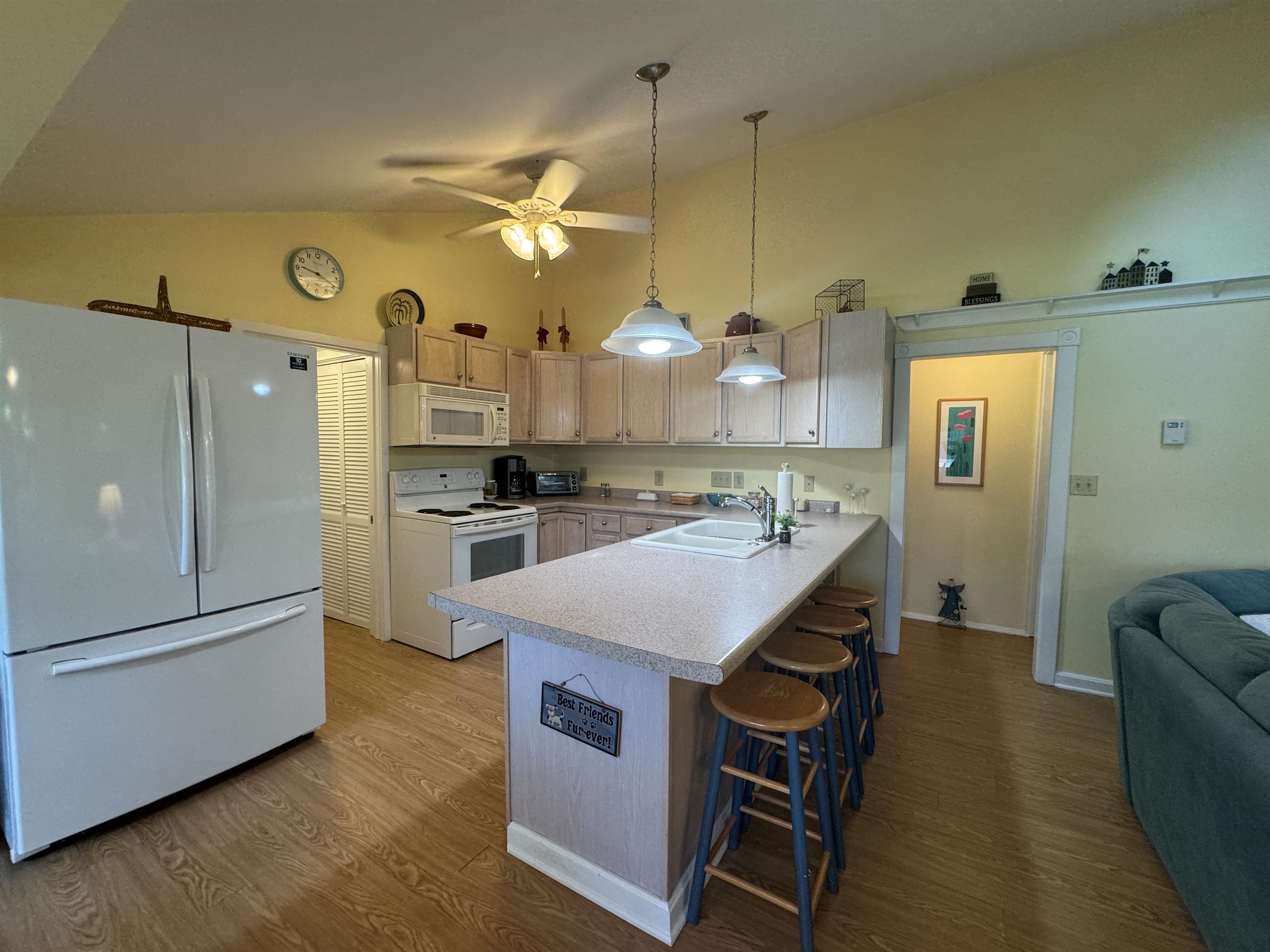 1926 Colchester Point Road