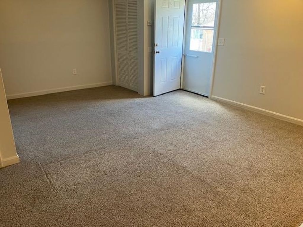 Photo of 315 Elmwood Road #315, Hudson, NH 03051 (MLS # 5083192)