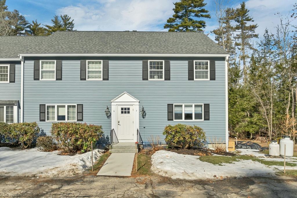 Photo of 103 Clark Road #7, Wolfeboro, NH 03894 (MLS # 5079956)
