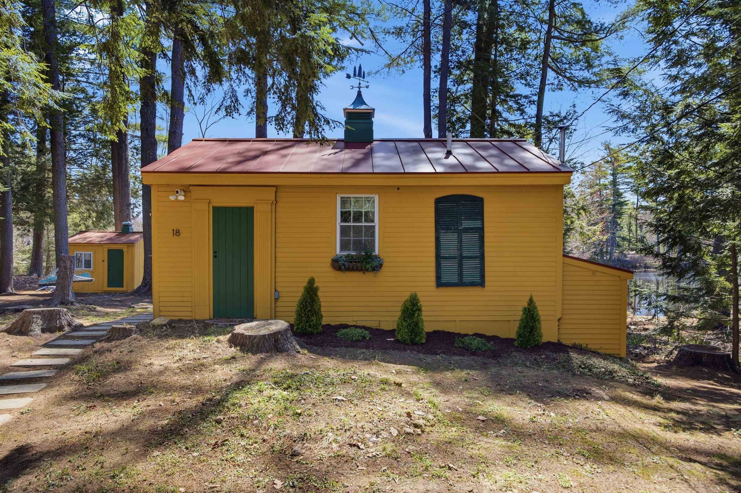 18 Holt Drive