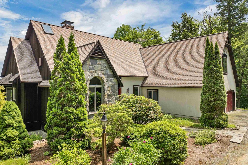 Photo of 58 Kearsarge Road, New London, NH 03257 (MLS # 5048445)