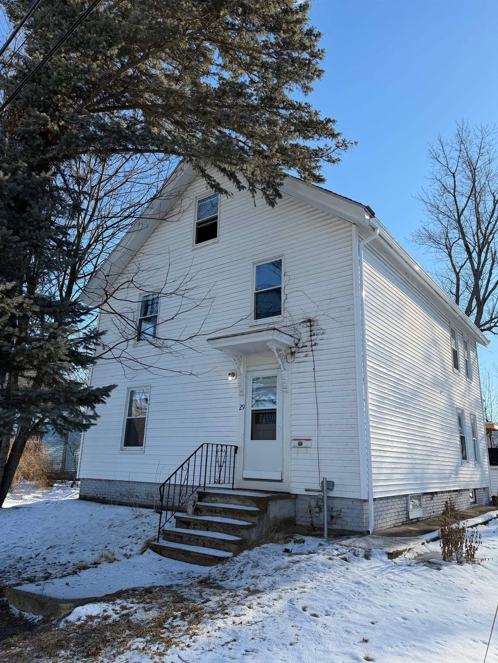 Photo of 29 Hall Place, Exeter, NH 03833 (MLS # 5058365)