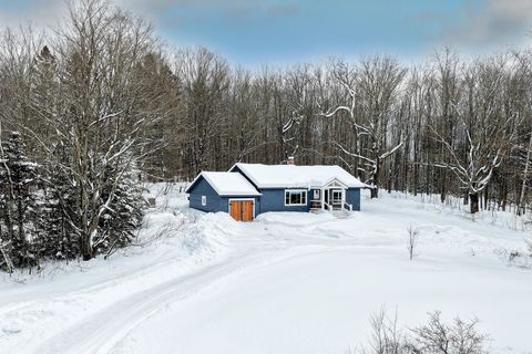 3078 North Hollow Road Rochester VT 05767