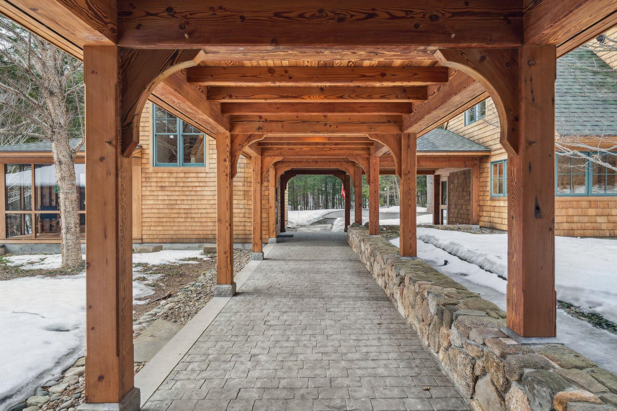 Sunapee, New Hampshire 03782, United States, 4 Bedrooms Bedrooms, ,4 BathroomsBathrooms,Residential,Active,91699