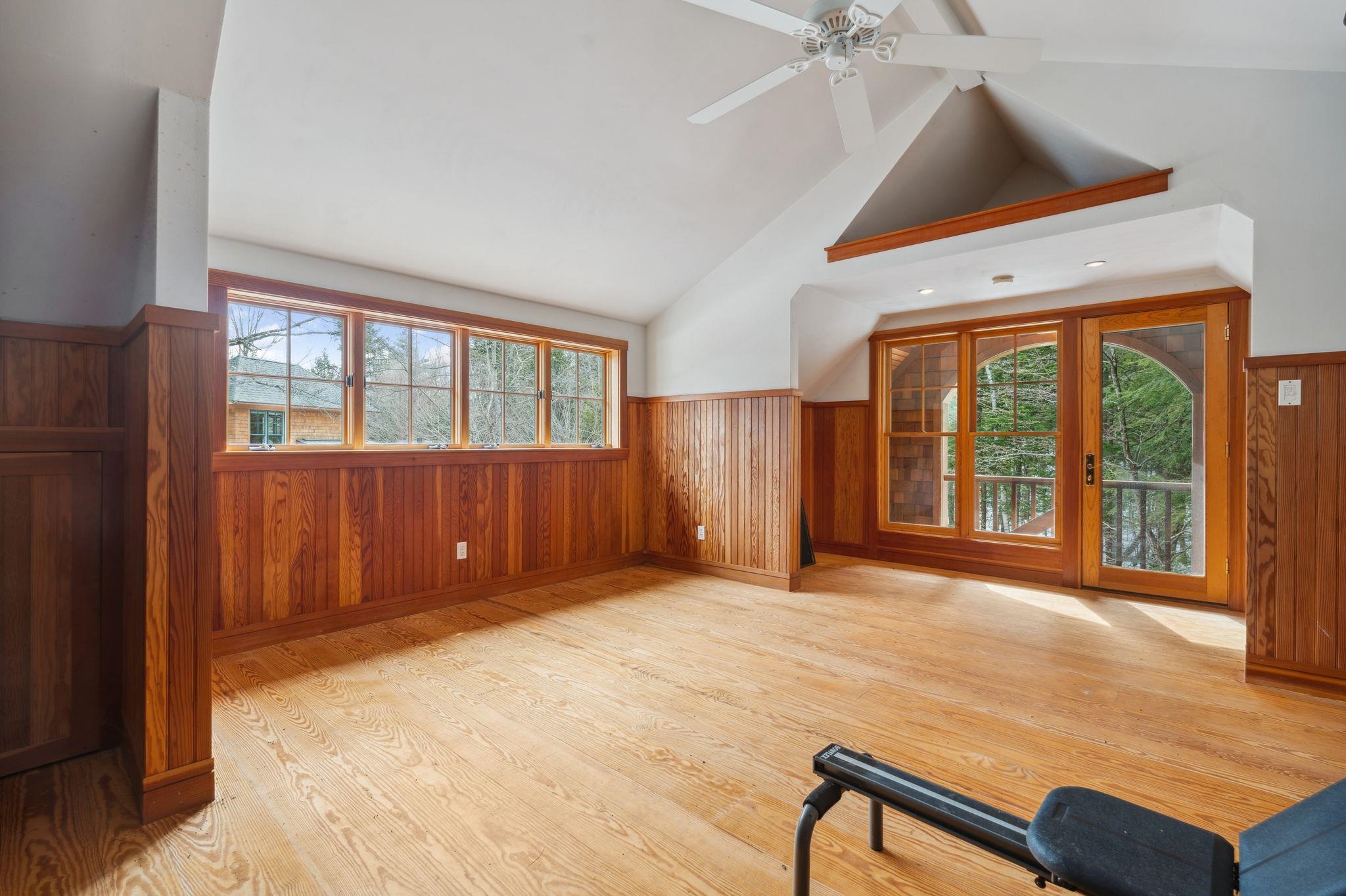 Sunapee, New Hampshire 03782, United States, 4 Bedrooms Bedrooms, ,4 BathroomsBathrooms,Residential,Active,91699