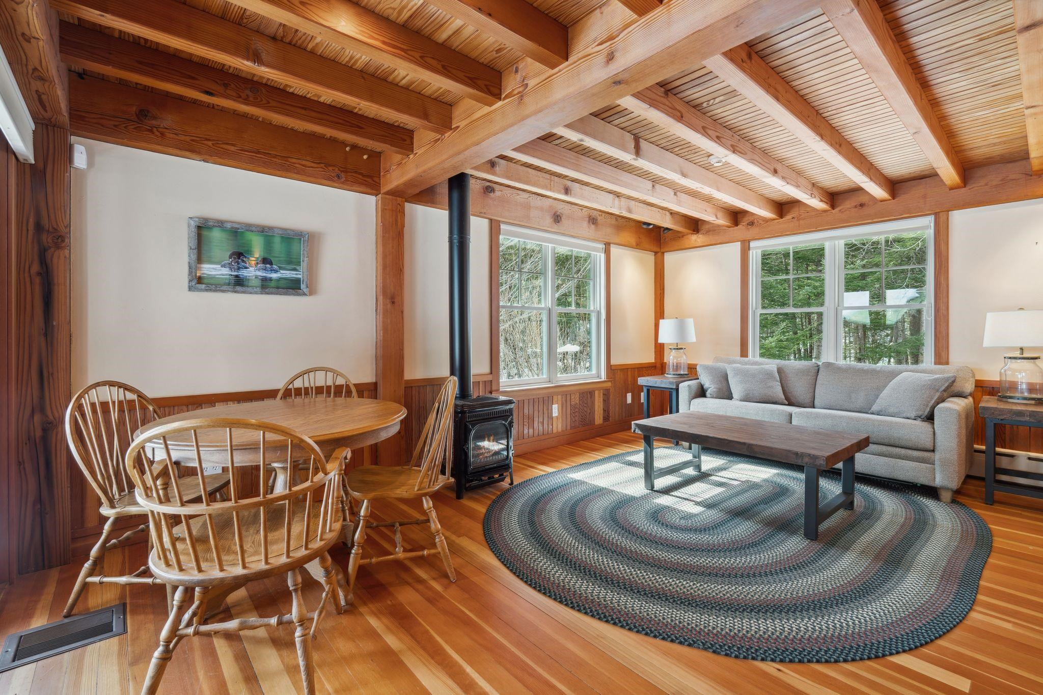 Sunapee, New Hampshire 03782, United States, 4 Bedrooms Bedrooms, ,4 BathroomsBathrooms,Residential,Active,91699