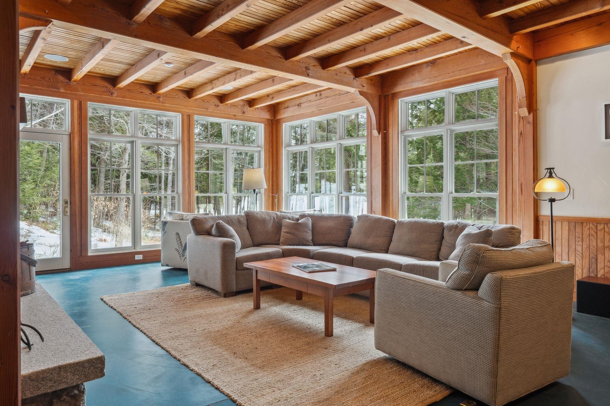 Sunapee, New Hampshire 03782, United States, 4 Bedrooms Bedrooms, ,4 BathroomsBathrooms,Residential,Active,91699