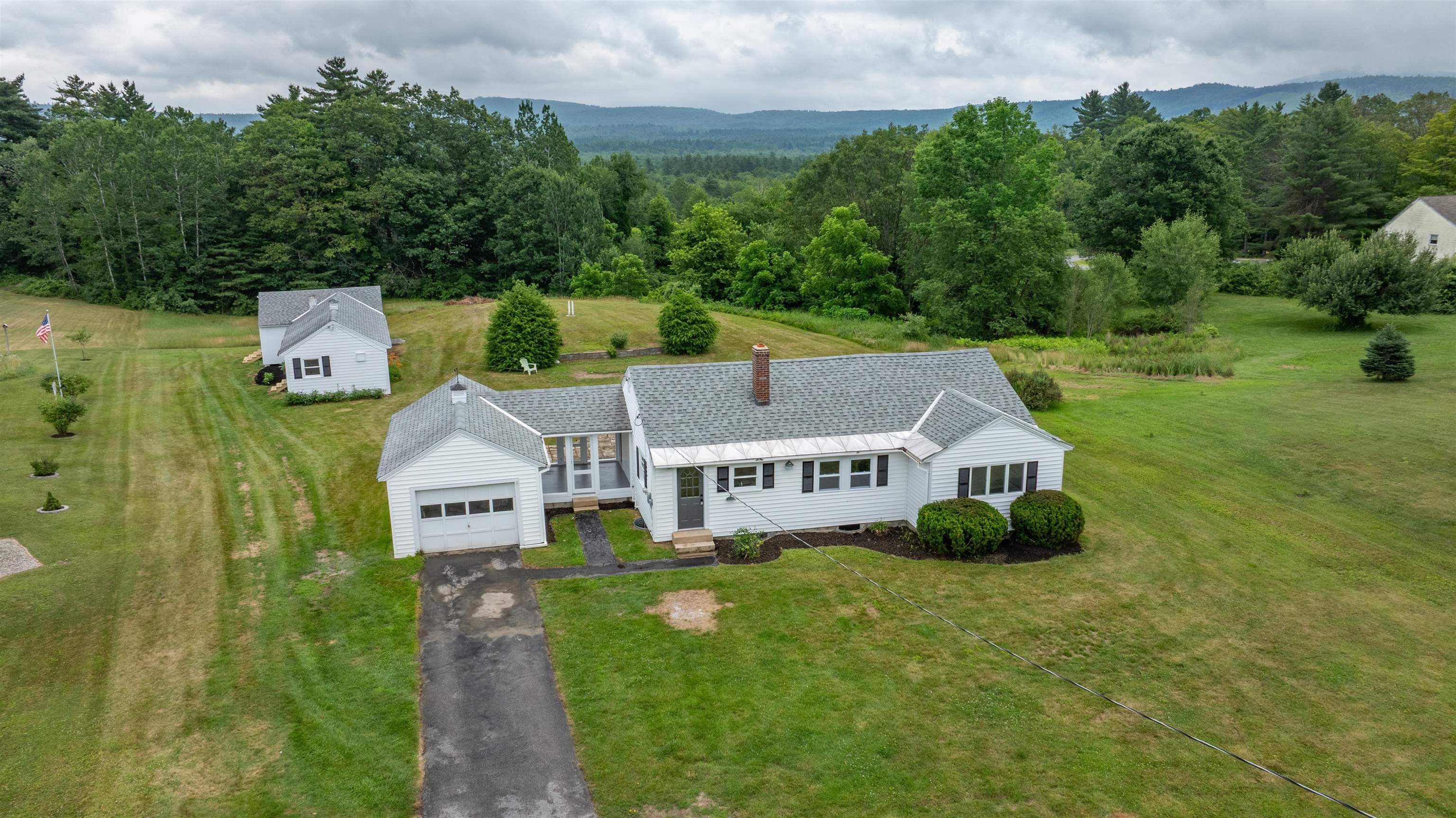 15 Goodell Road