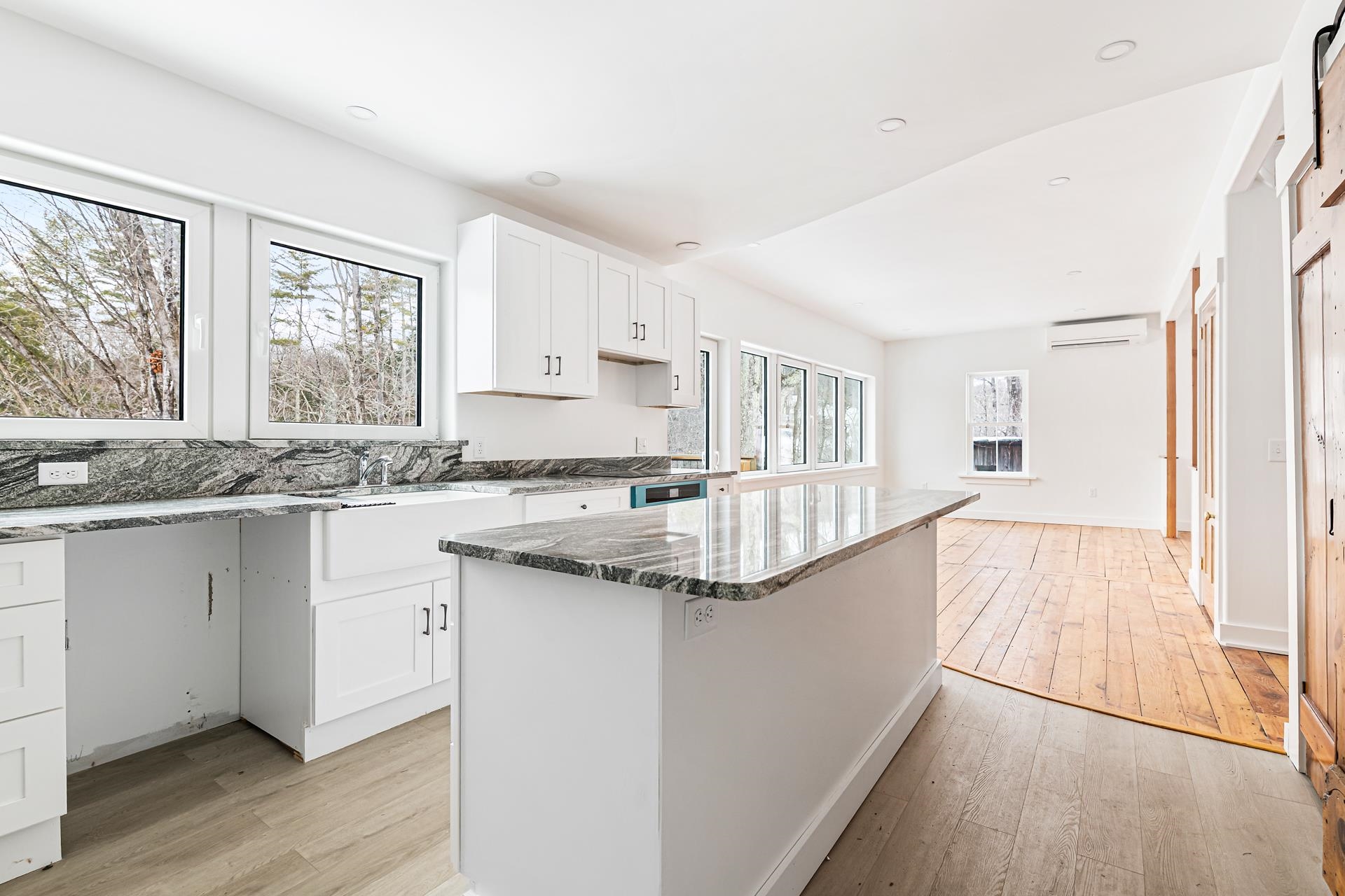 516 West Salisbury Road