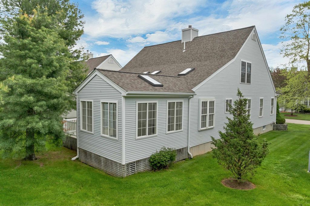 Photo of 20 Hampton Meadows, Hampton, NH 03842 (MLS # 5089777)