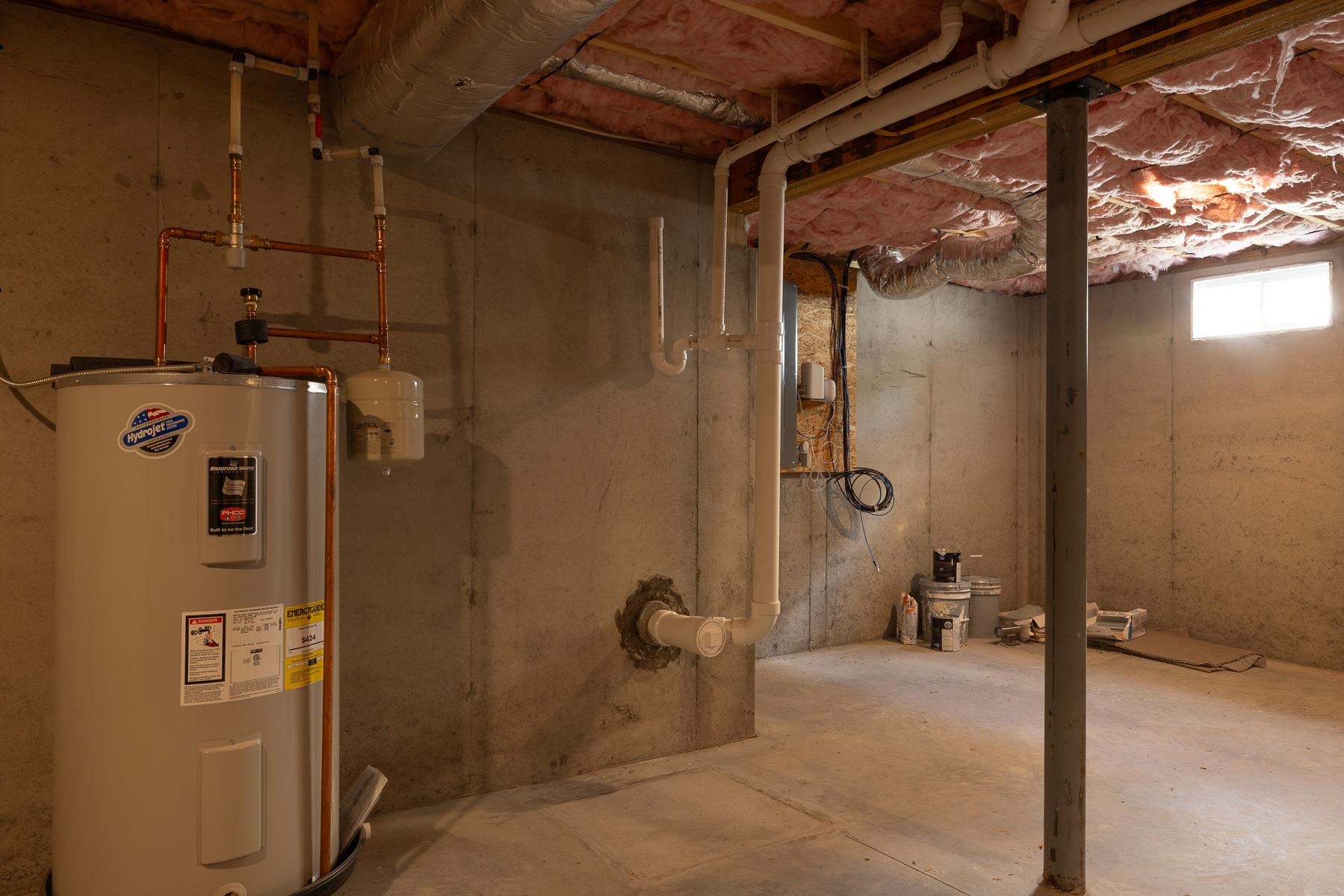 Portsmouth, New Hampshire 03801, United States, 4 Bedrooms Bedrooms, ,3 BathroomsBathrooms,Residential,Active,168743