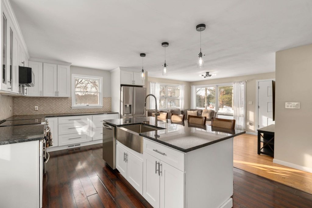 Photo of 48 Butler Street, Salem, NH 03079 (MLS # 5075214)