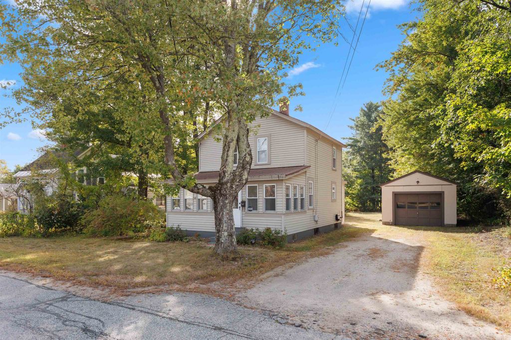 Photo of 28 Jackson Street, Boscawen, NH 03303 (MLS # 5062250)
