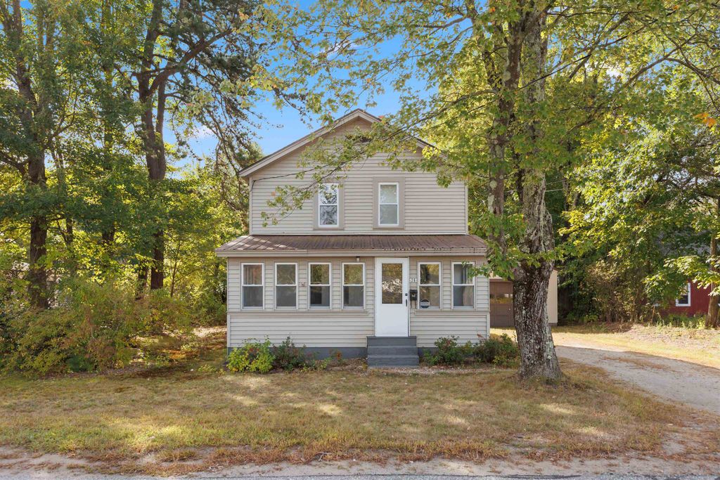 Photo of 28 Jackson Street, Boscawen, NH 03303 (MLS # 5062250)