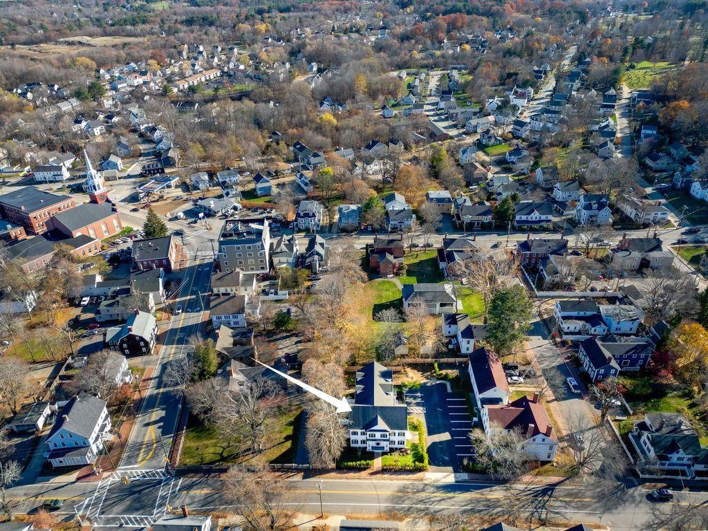 Photo of 136 Locust Street #103, Dover, NH 03820 (MLS # 5083646)