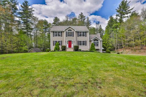 Photo of 713 Raymond Road, Chester, NH 03036 (MLS # 5088667)