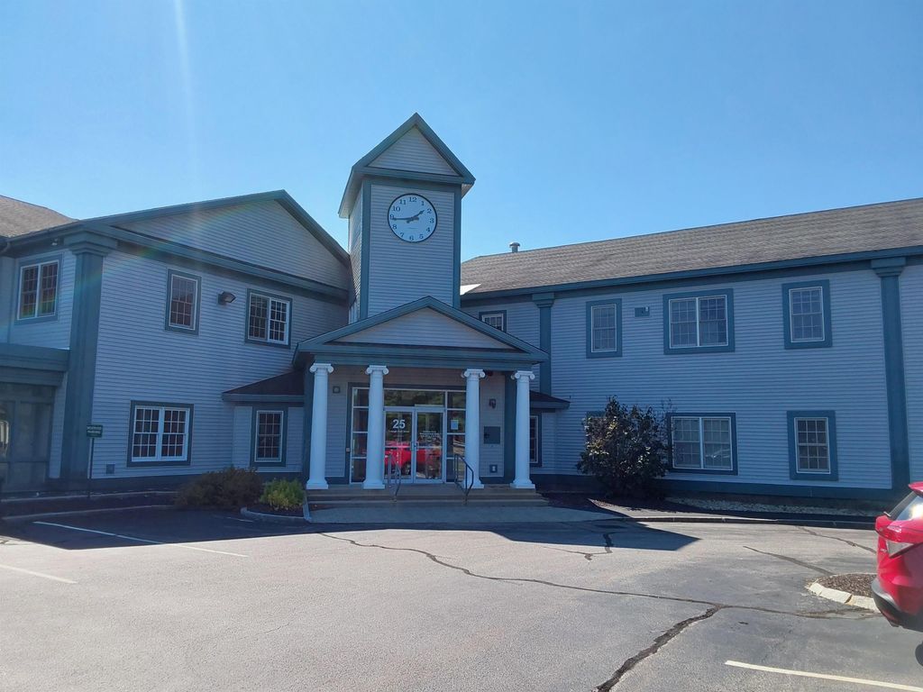 Photo of 25 Triangle Park #106, Concord, NH 03301 (MLS # 5083613)