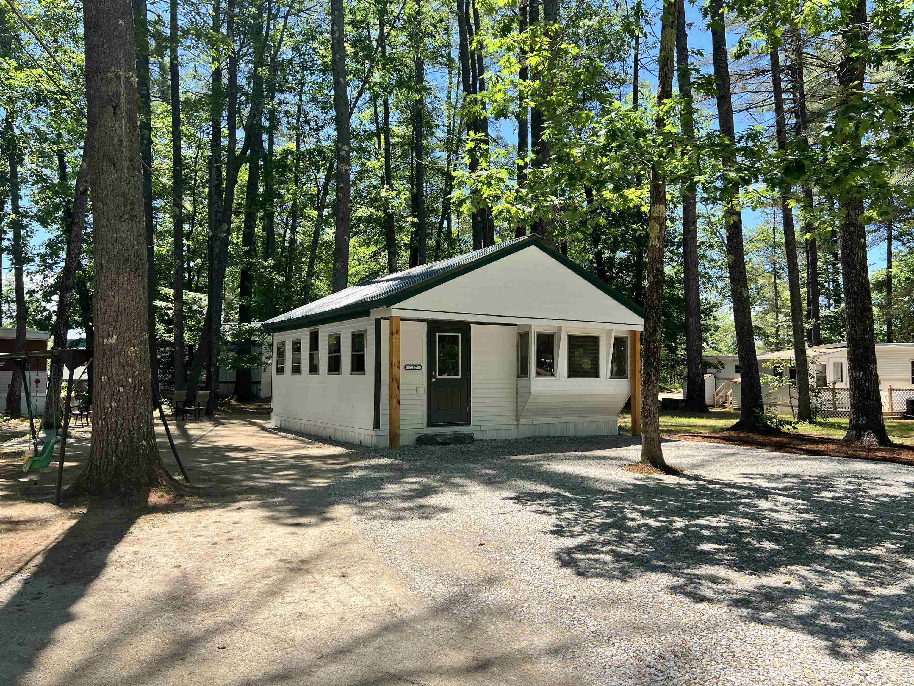 127 Merrymeeting Lane