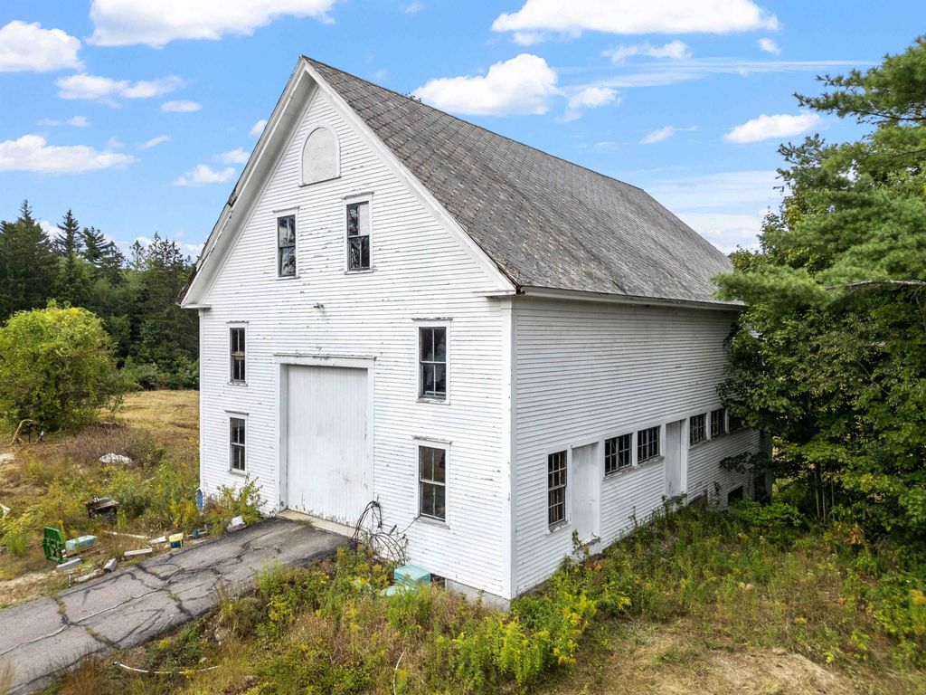 Photo of 19 Depot Street, Alton, NH 03809 (MLS # 5070525)
