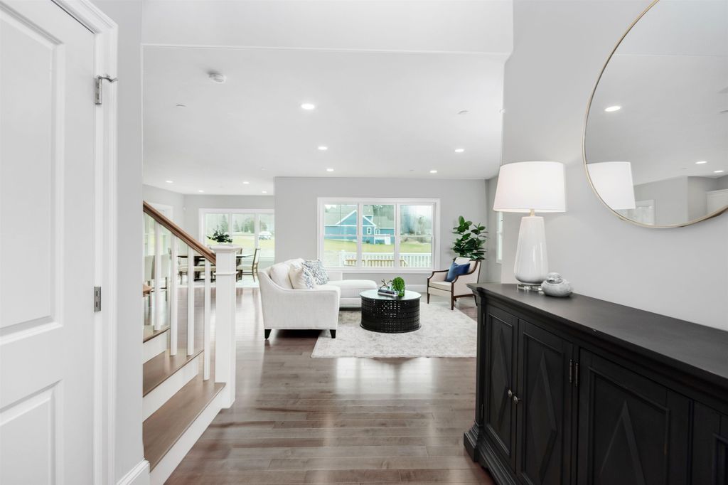 Photo of 2 Barrington Way, Amherst, NH 03055 (MLS # 5080379)