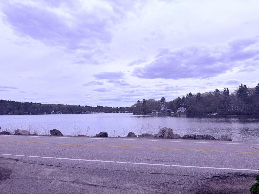 Photo of 122 Wash Pond Road, Hampstead, NH 03841 (MLS # 5082982)