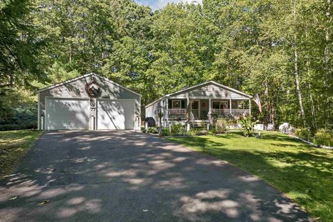 3 Santis Way Wolfeboro NH 03894
