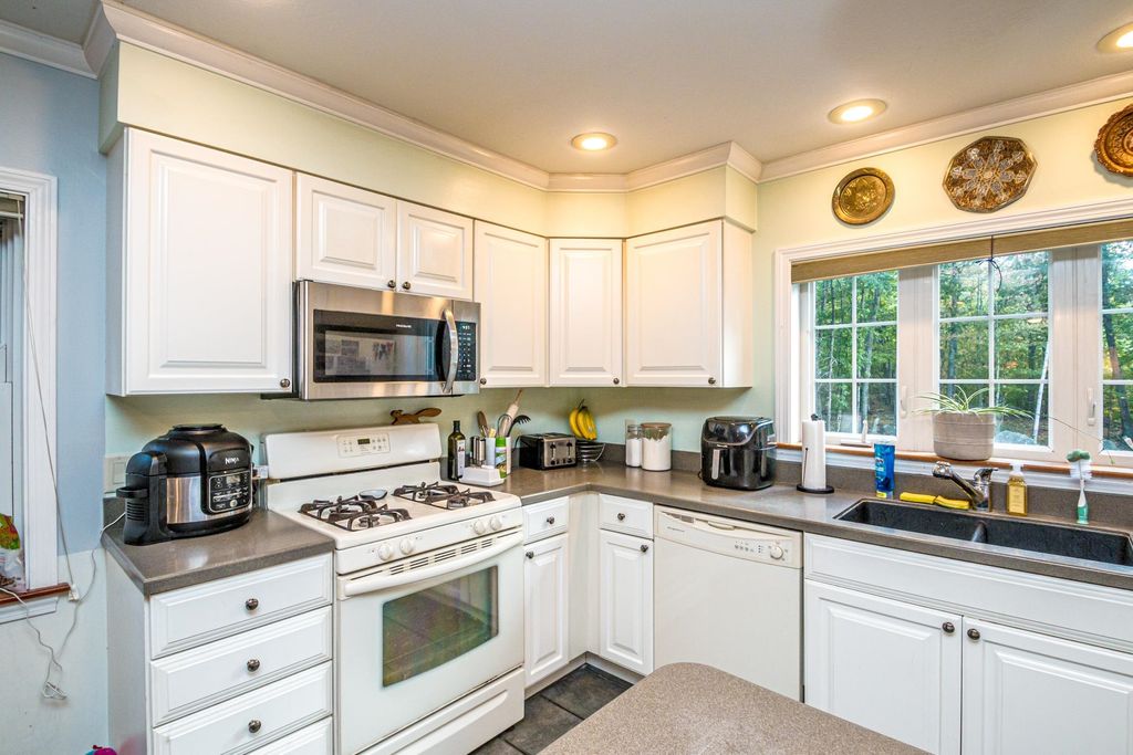 Photo of 17 The Meadows Road, Bartlett, NH 03838 (MLS # 5066073)