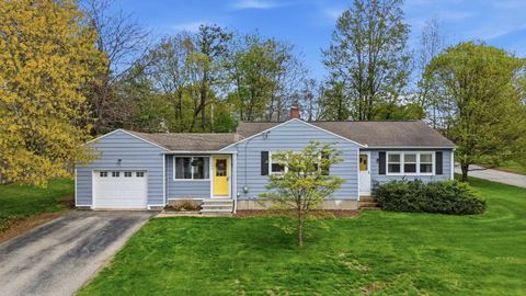 Photo of 199 Coral Avenue, Manchester, NH 03104 (MLS # 5088777)
