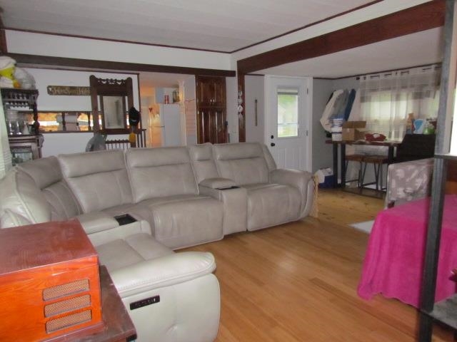 20 Keyes Farm Road