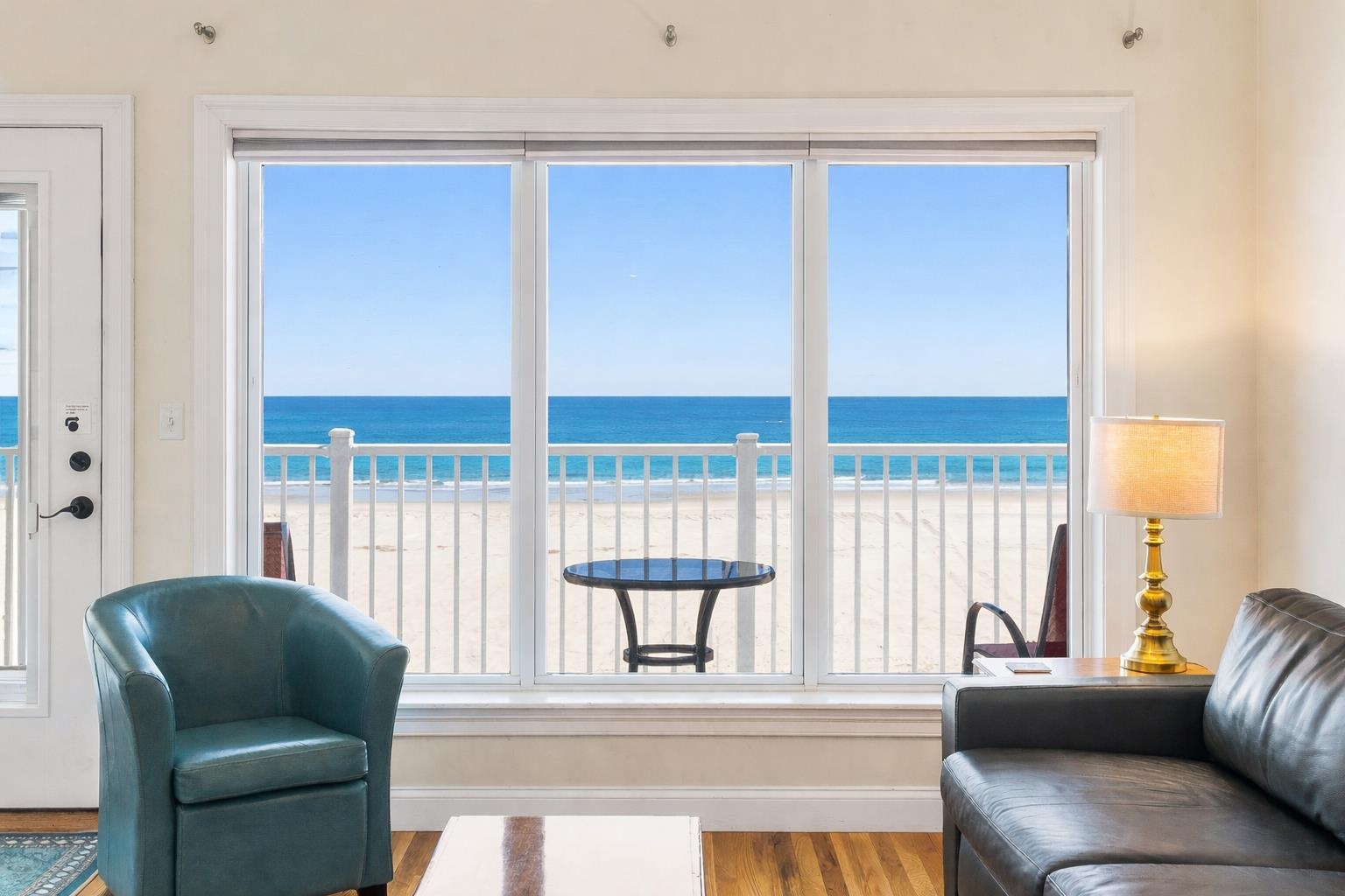 83 Ocean Boulevard 404